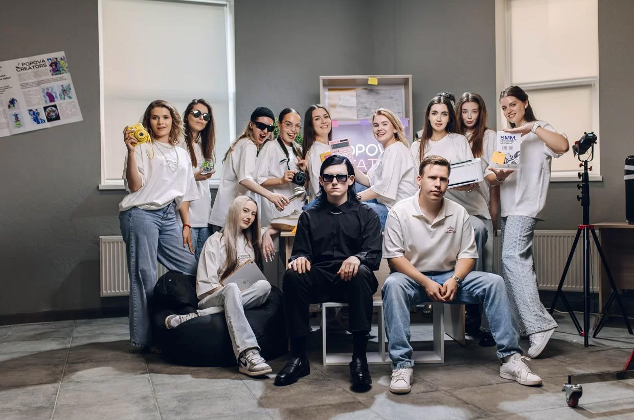 Popova Creators, ������������