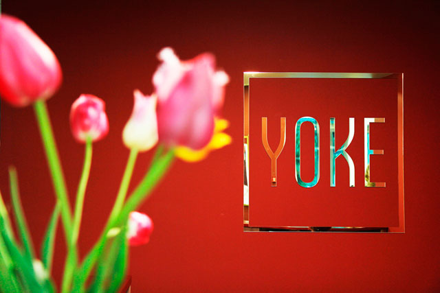 Vitamin Group: Обновленный фирменный стиль мебельного салона